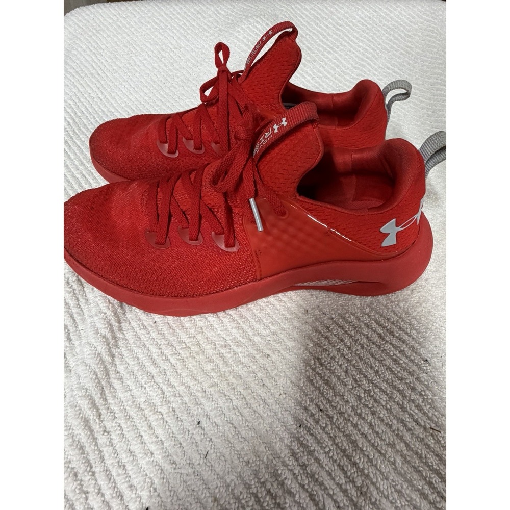 Under Armour Women's Training Shoes Red, Size 9 - Picture 4 of 8